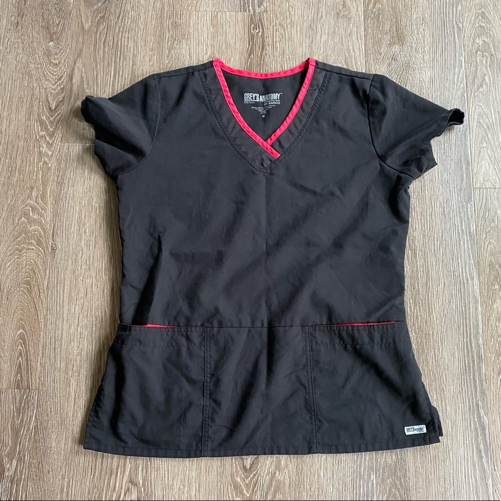 Greg’ Anatomy by Barco scrub top. Medium.